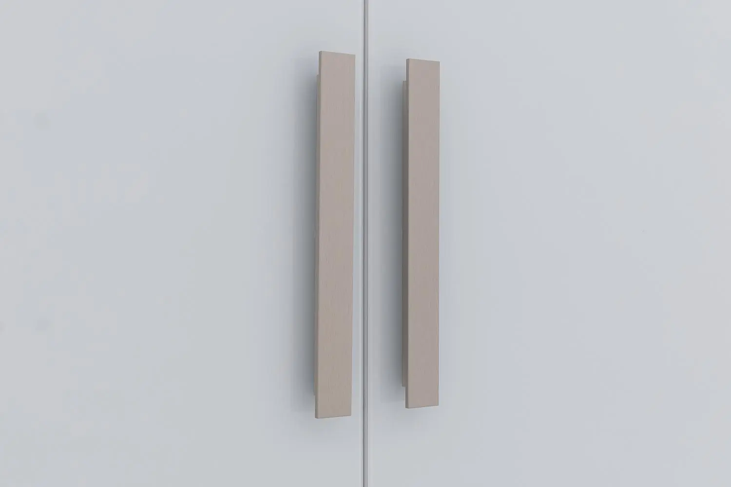 8190527-06