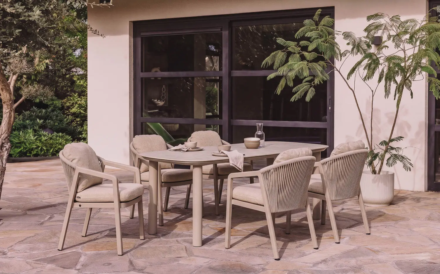 Goossens Vernazza Tuintafels Keramiek - 8260633-goossens-vernazza-tuintafels-keramiek-01