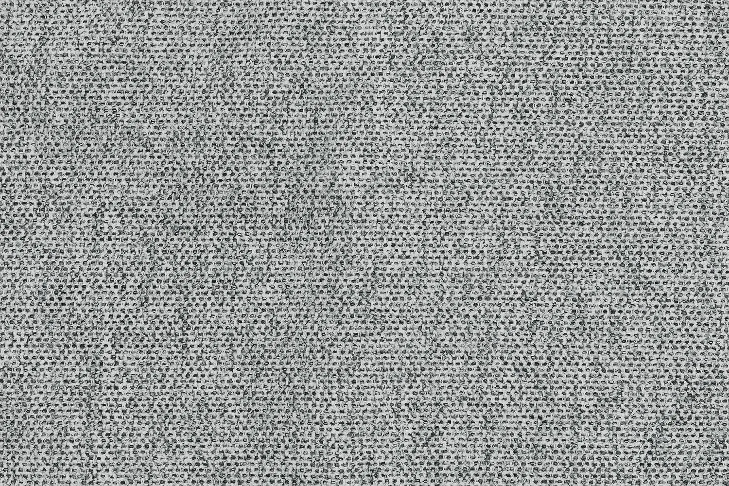 8231524-17