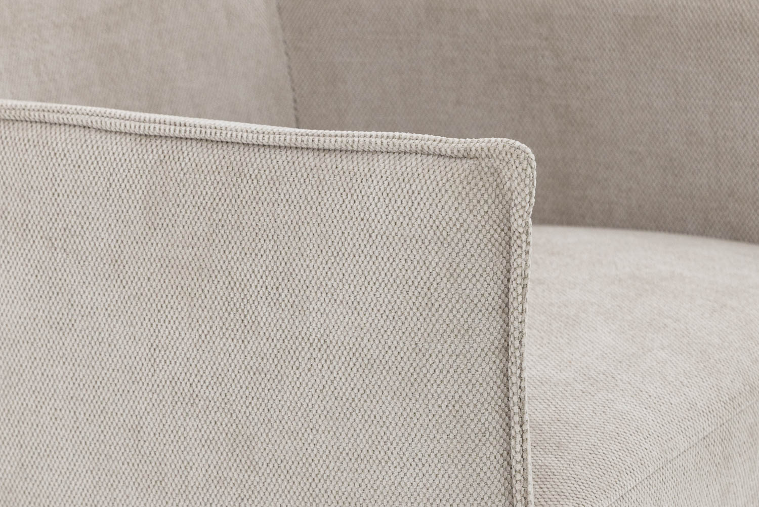 Goossens Erik Eetkamerstoel Stof Beige - 8261049-goossens-erik-eetkamerstoel-stof-beige-07