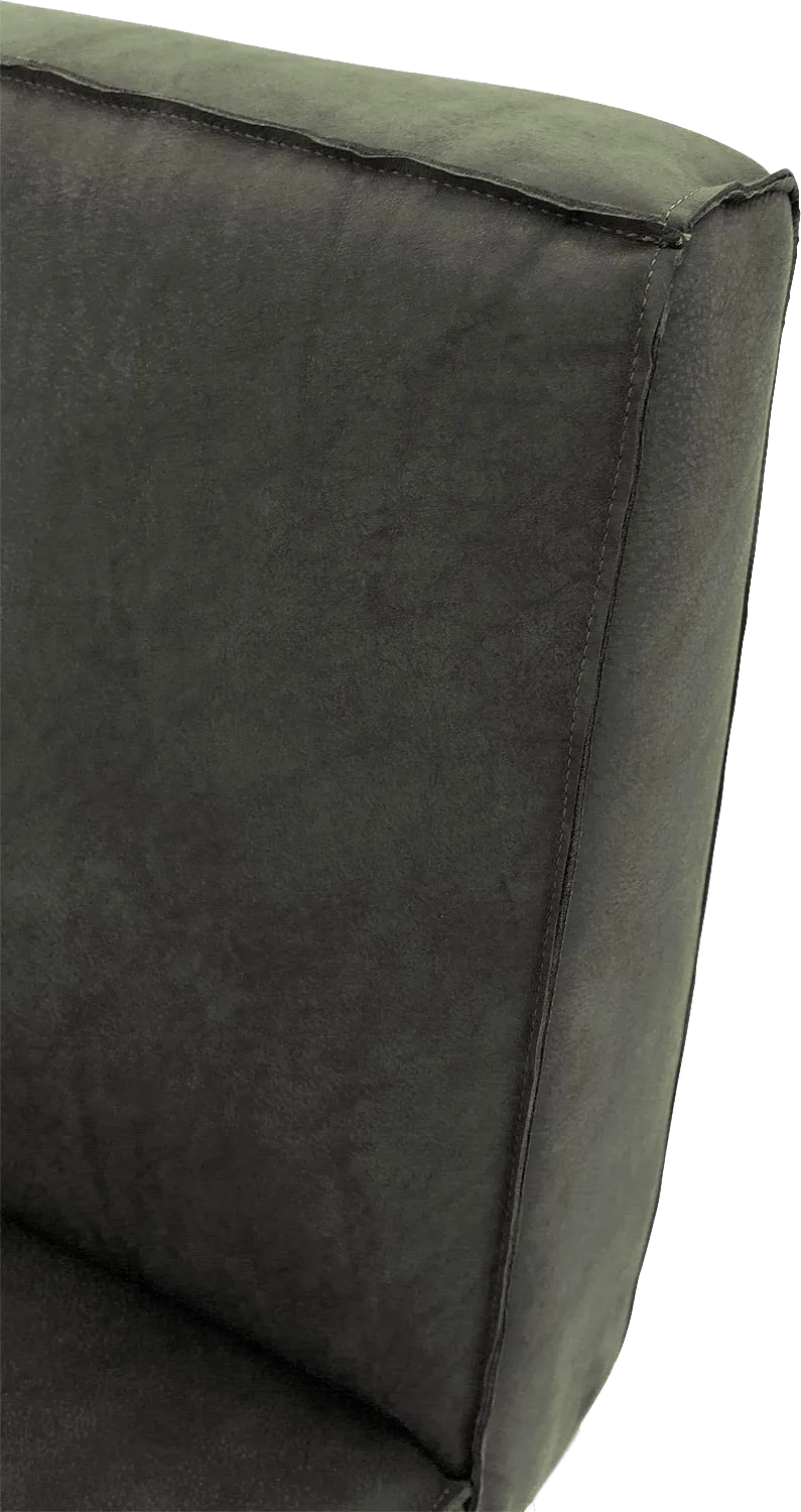 8210565-06
