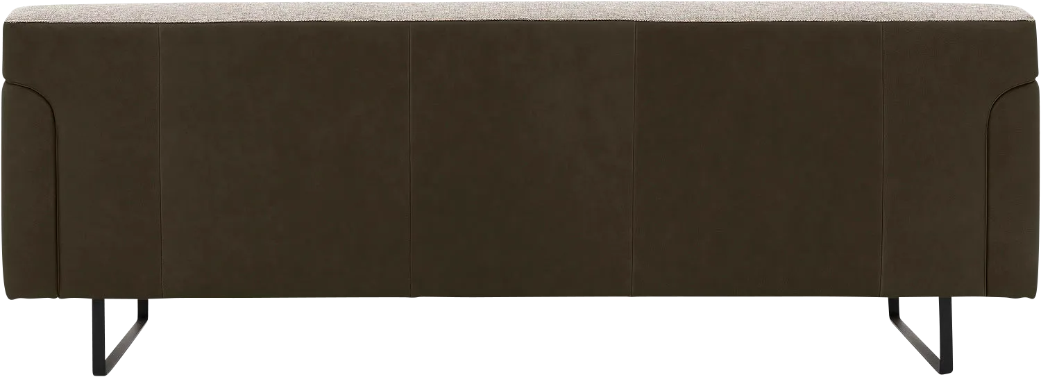 8210352-04